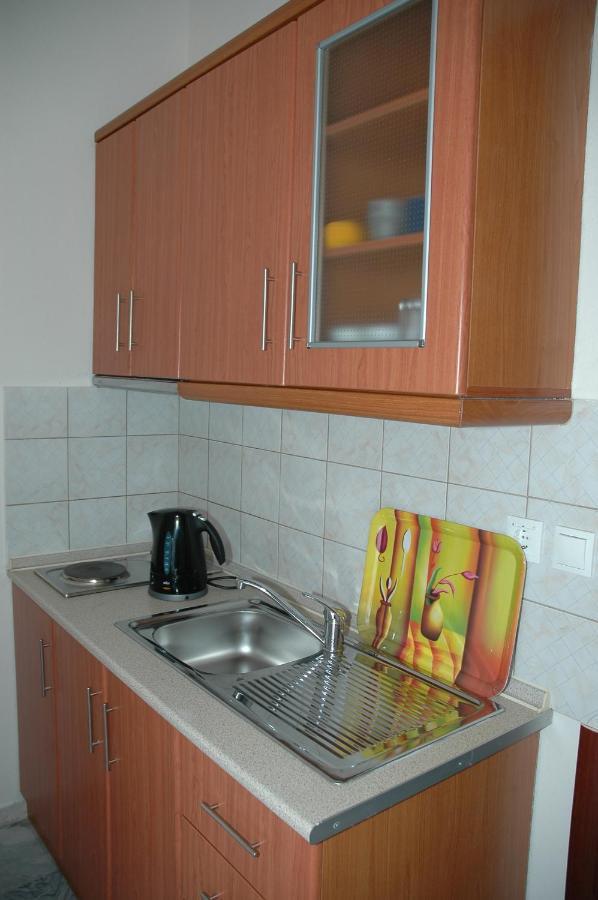 Frideriki Apartments Olympiakí Aktí エクステリア 写真