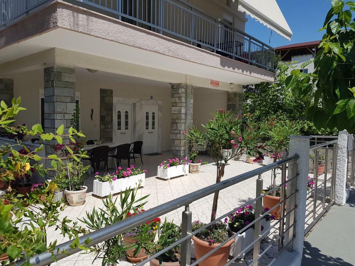 Frideriki Apartments Olympiakí Aktí エクステリア 写真